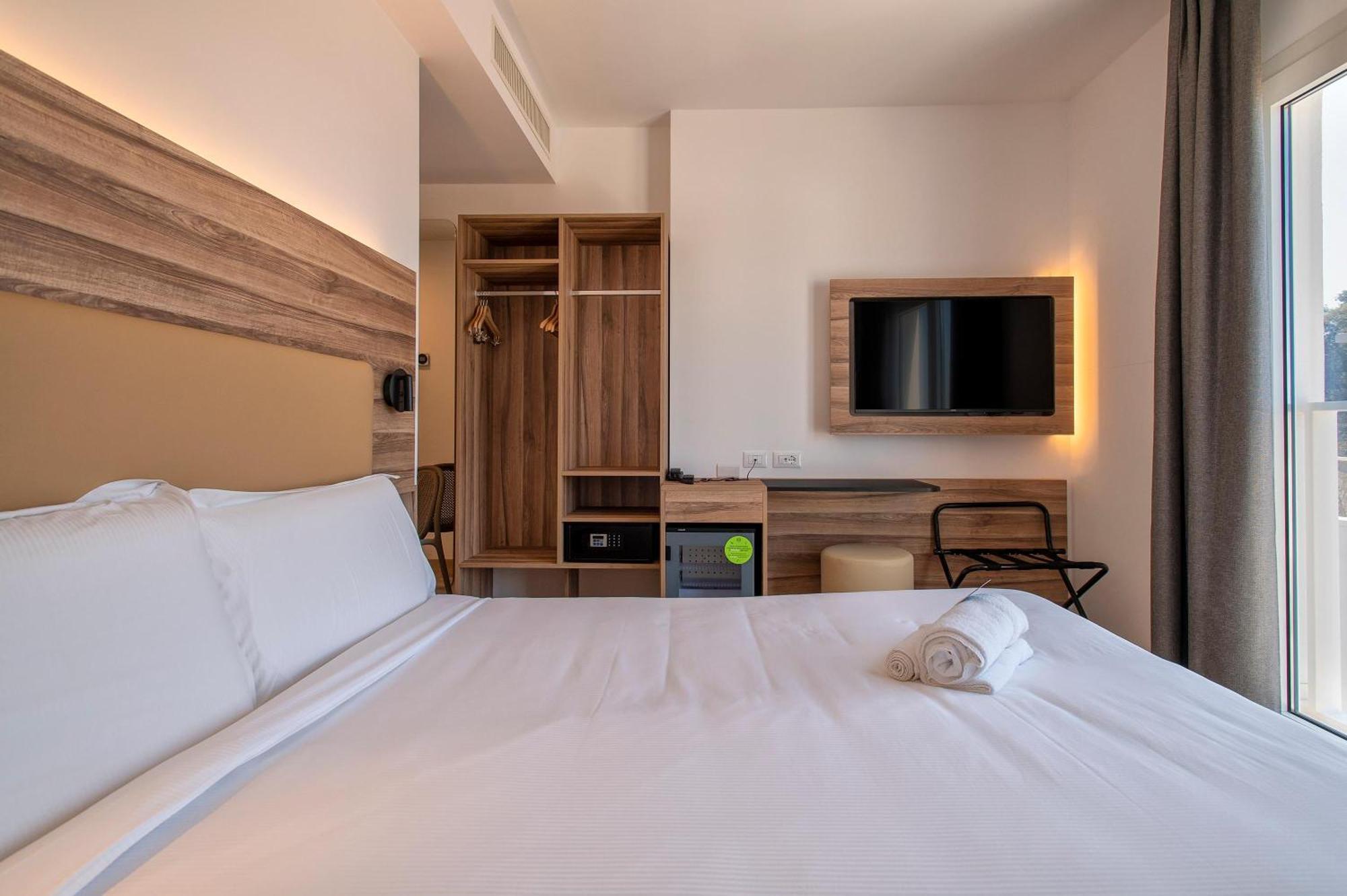 B&B Hotel Sassari Esterno foto